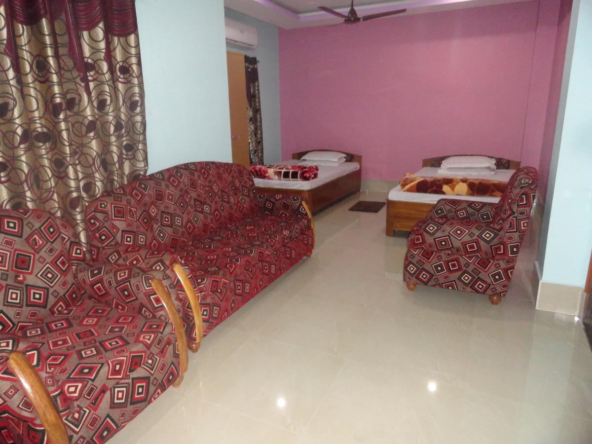 Hotel Kaustav Tezpur Kültér fotó